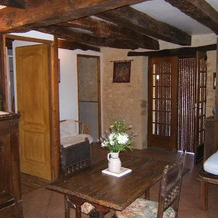 Des 3 Vallées * Salignac Eyvigues
